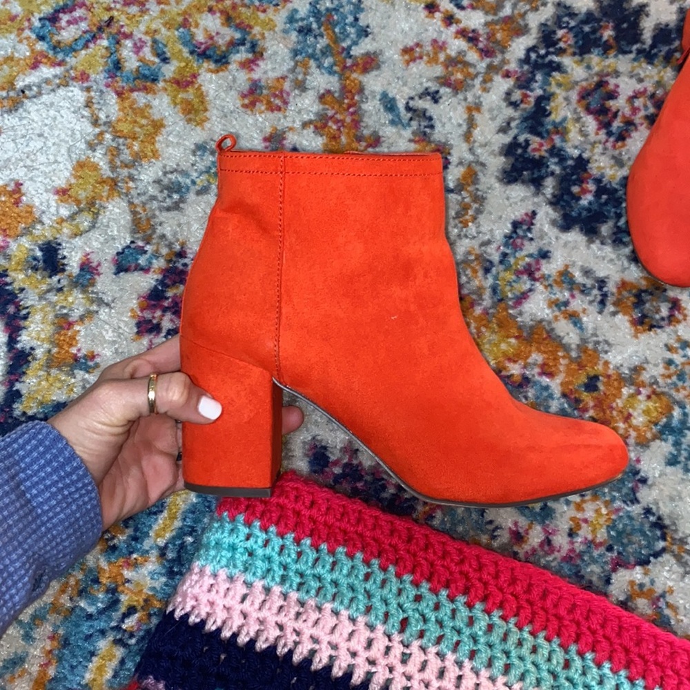 JUST FAB Red suede boots with heels!